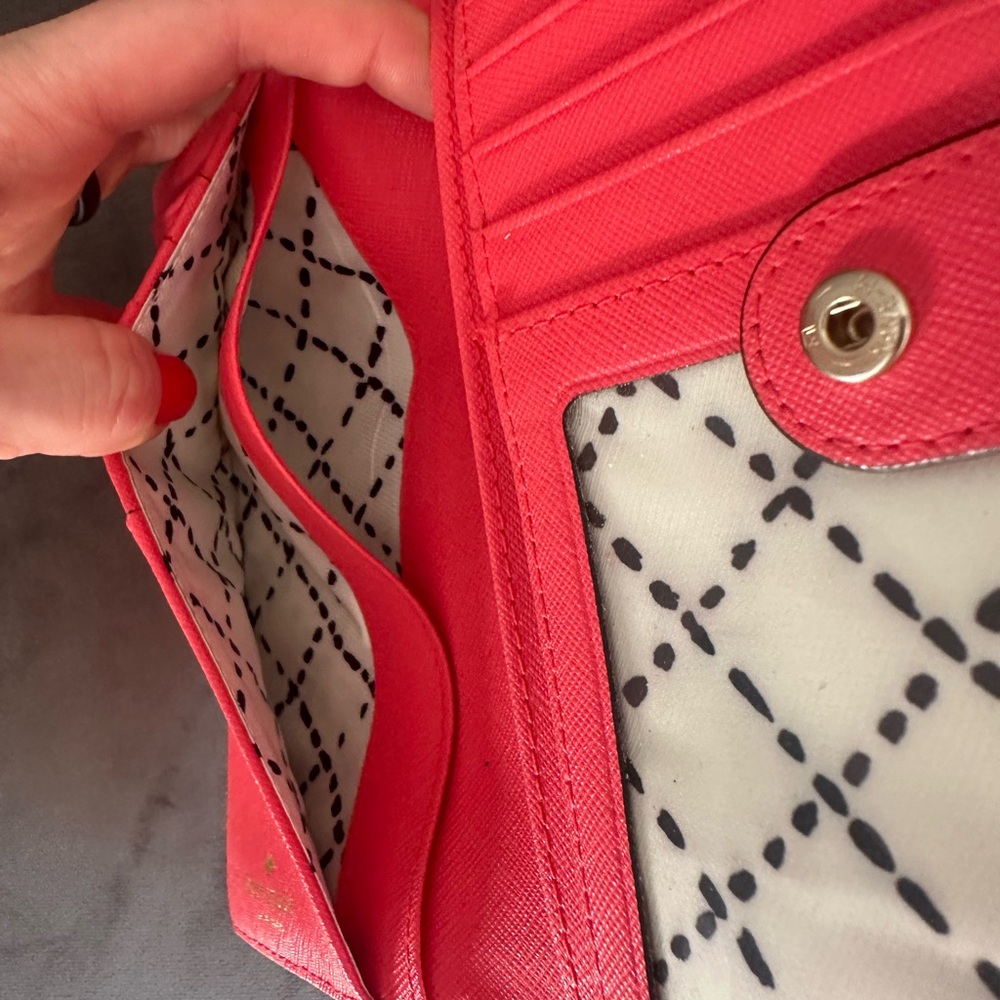 Kate Spade Wallet - Picture 4 of 5